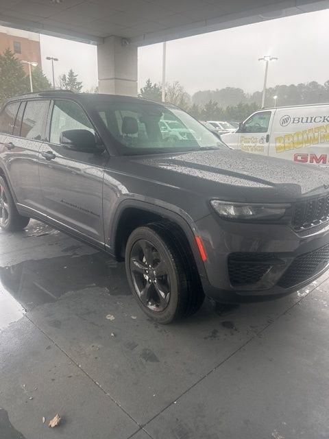 2022 Jeep Grand Cherokee Altitude