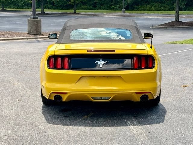 2016 Ford Mustang V6