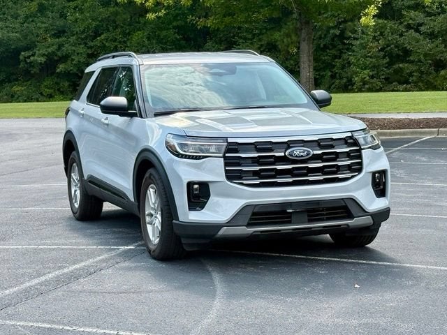 2026 Ford Explorer Active w/100A Pkg