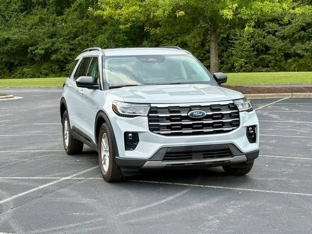 2026 Ford Explorer Active w/100A Pkg