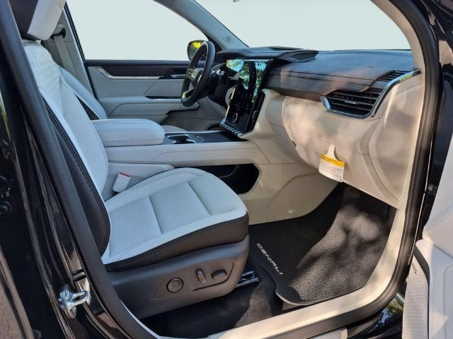 2027 GMC Acadia Denali