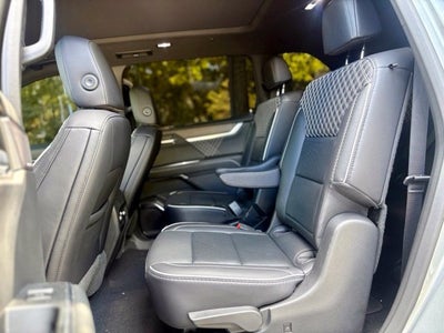 2025 GMC Acadia Denali