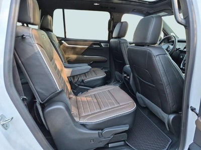 2027 GMC Acadia Denali Ultimate