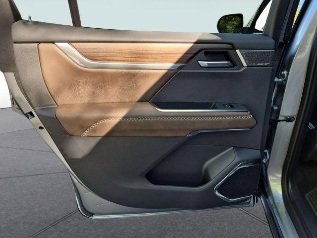 2027 GMC Acadia Denali Ultimate