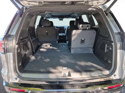 2027 GMC Acadia Denali Ultimate