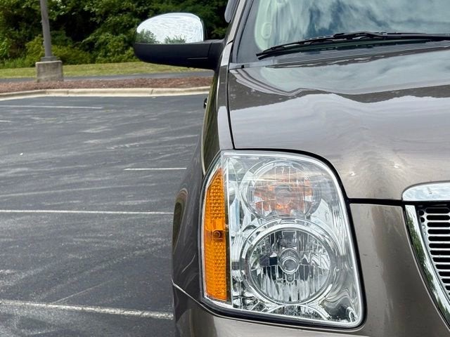 2011 GMC Yukon XL SLT
