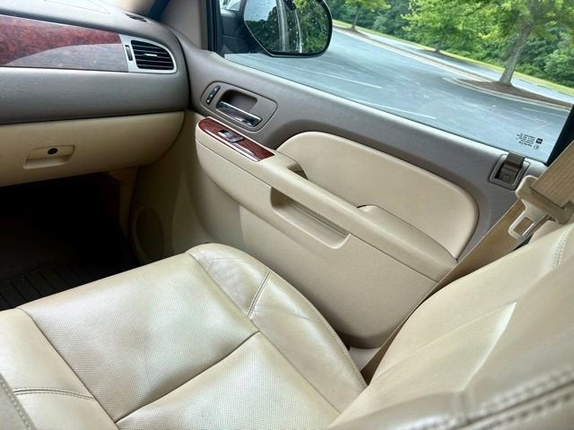 2011 GMC Yukon XL SLT