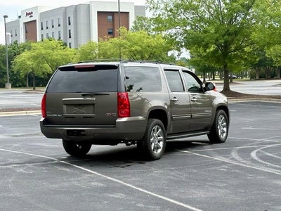 2011 GMC Yukon XL SLT
