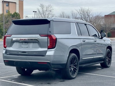 2023 GMC Yukon XL SLT