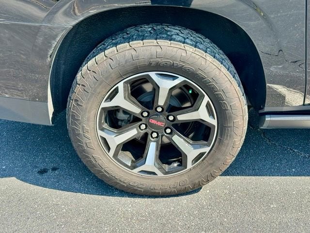 2021 GMC Yukon XL AT4