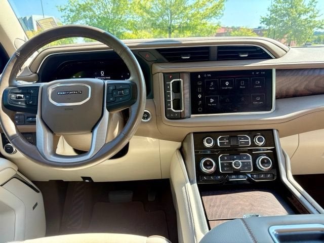 2023 GMC Yukon XL Denali