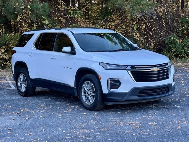 2022 Chevrolet Traverse LT Cloth