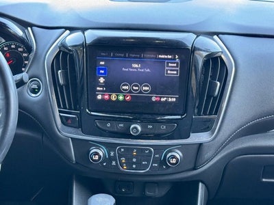 2022 Chevrolet Traverse LT Cloth