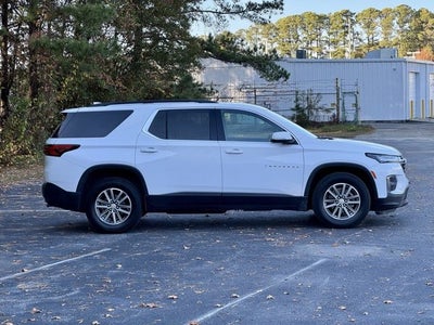 2022 Chevrolet Traverse LT Cloth