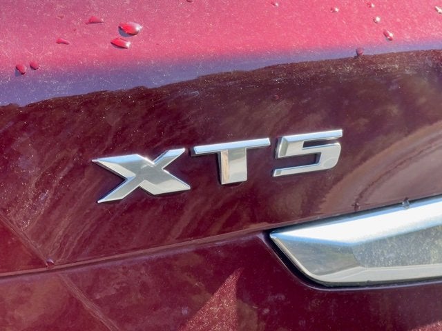 2017 Cadillac XT5 Luxury FWD