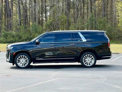 2023 Cadillac Escalade ESV Premium Luxury