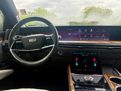 2025 Cadillac Escalade Sport Platinum