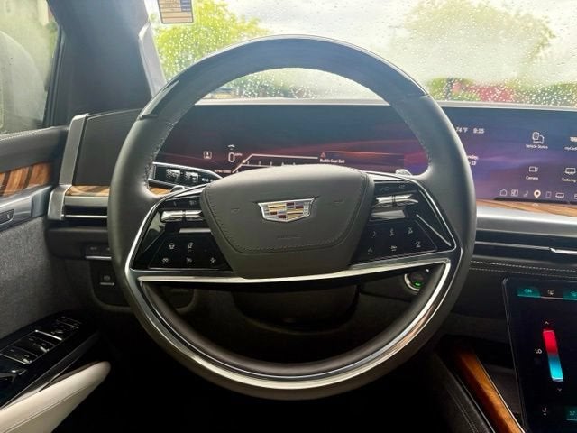 2025 Cadillac Escalade Sport Platinum