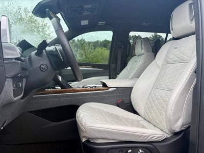 2025 Cadillac Escalade Sport Platinum