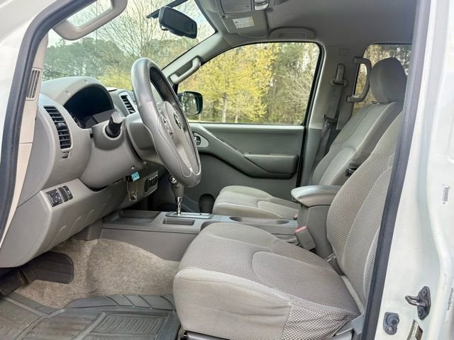 2014 Nissan Frontier SV