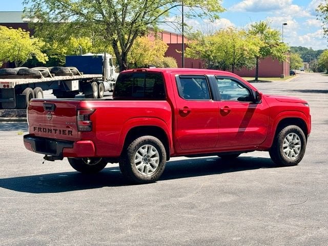 2022 Nissan Frontier SV