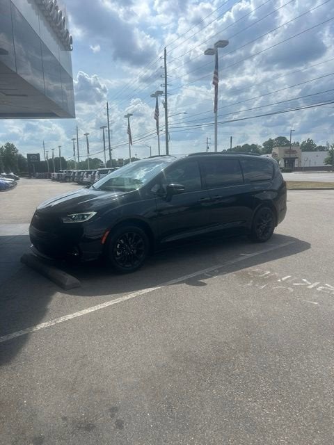 2021 Chrysler Pacifica Touring