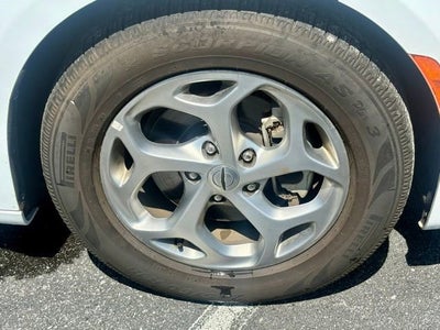 2023 Chrysler PACIFICA Base