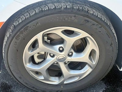 2023 Chrysler PACIFICA Base