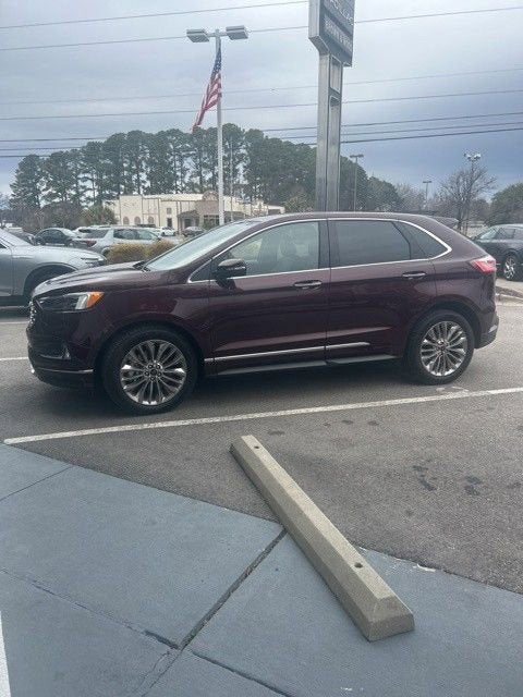 2020 Ford Edge Titanium