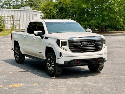 2024 GMC Sierra 1500 AT4