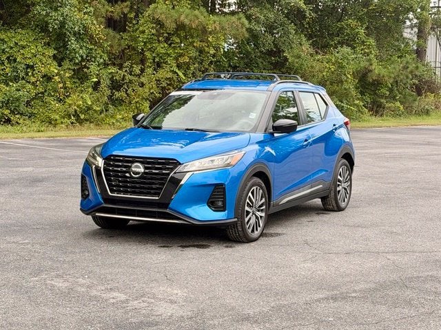 2021 Nissan Kicks SR