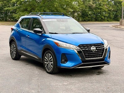 2021 Nissan Kicks SR