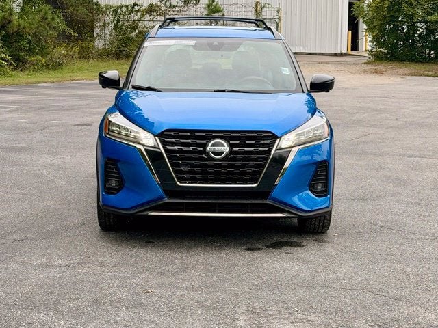 2021 Nissan Kicks SR