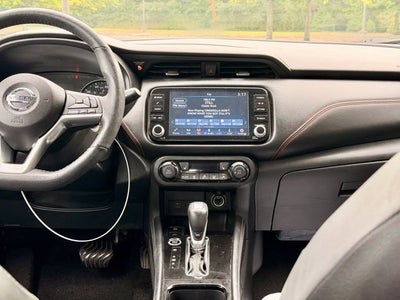 2021 Nissan Kicks SR