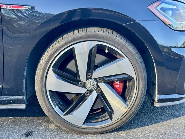 2019 Volkswagen Golf GTI S