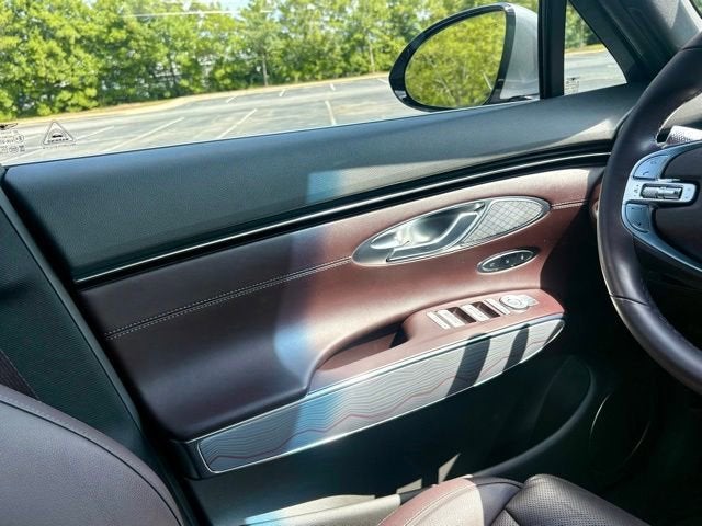 2024 Genesis GV70 2.5T