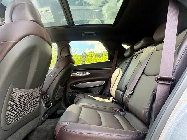 2024 Genesis GV70 2.5T