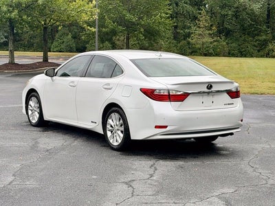 2013 Lexus ES 300h Hybrid