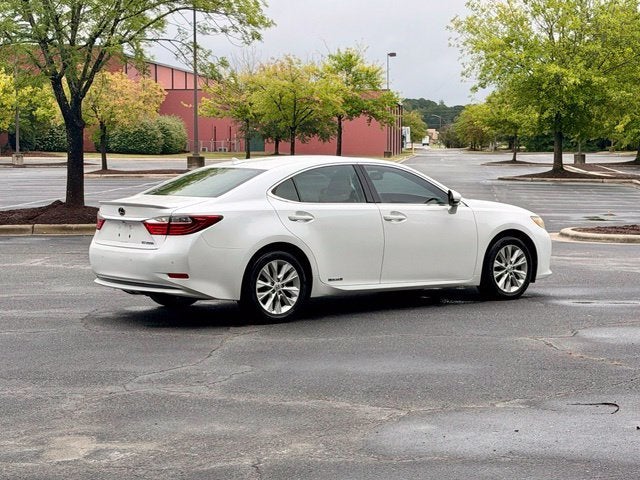 2013 Lexus ES 300h Hybrid