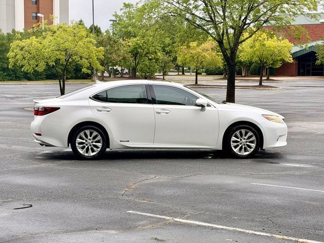 2013 Lexus ES 300h Hybrid