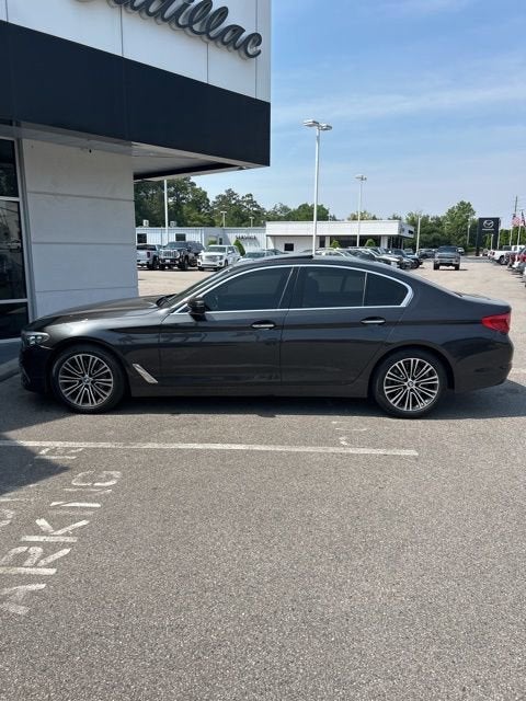 2018 BMW 5 Series 530i