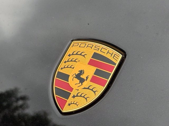 2022 Porsche Macan S